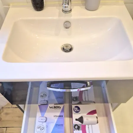 Proche Nausicaa, Gare & Remparts, Spacieuse Maison 3 Chambres, Cour Privee, Parking Gratuit & Adaptee Aux Velos Vakantiehuis