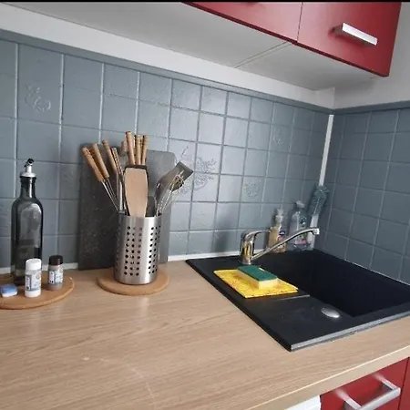 Proche Nausicaa, Gare & Remparts, Spacieuse Maison 3 Chambres, Cour Privee, Parking Gratuit & Adaptee Aux Velos