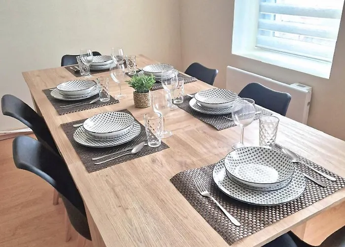 Ferienhaus Proche Nausicaa, Gare & Remparts, Spacieuse Maison 3 Chambres, Cour Privee, Parking Gratuit, Adaptee Aux Velos Boulogne-sur-Mer