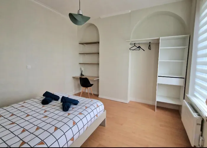 Ferienhaus Proche Nausicaa, Gare & Remparts, Spacieuse Maison 3 Chambres, Cour Privee, Parking Gratuit, Adaptee Aux Velos *