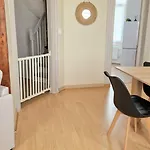 Proche Nausicaa, Gare & Remparts, Spacieuse Maison 3 Chambres, Cour Privee, Parking Gratuit, Adaptee Aux Velos