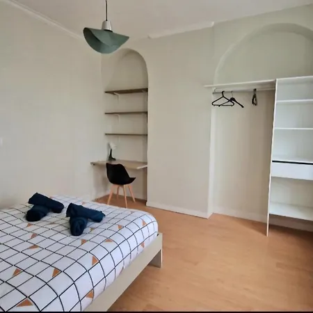 Prázdninový dům Proche Nausicaa, Gare & Remparts, Spacieuse Maison 3 Chambres, Cour Privee, Parking Gratuit & Adaptee Aux Velos *